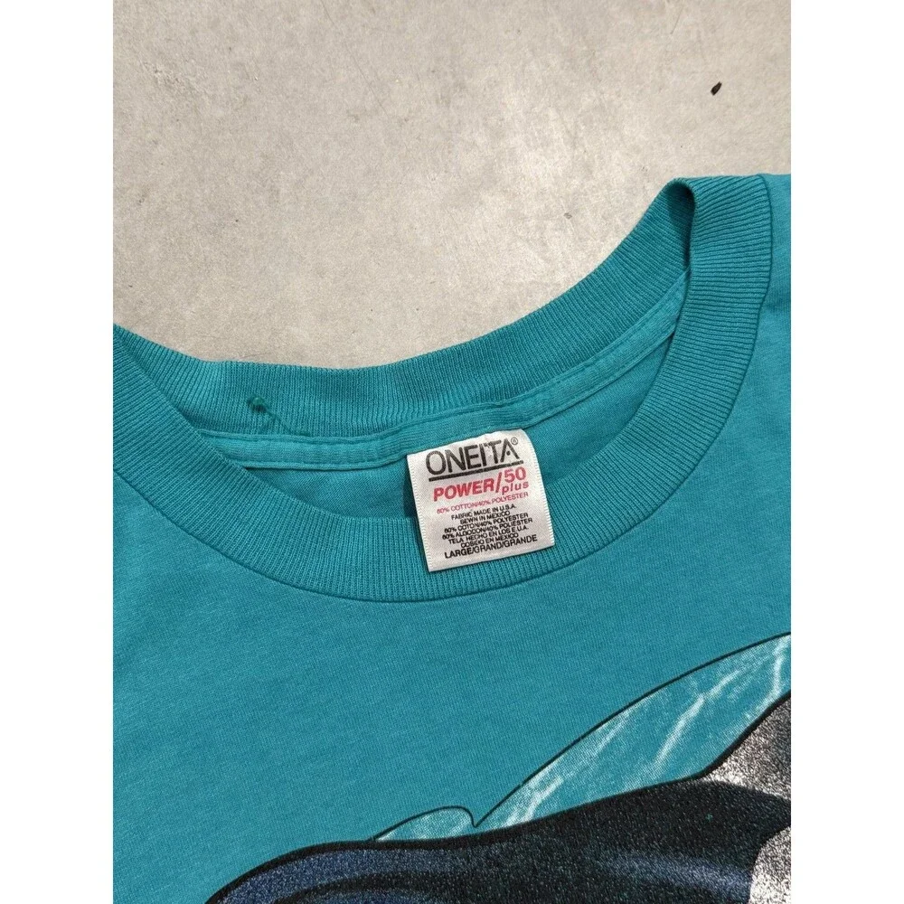 Vintage 90's Sea World Nature T Shirt Single Stitch Size L